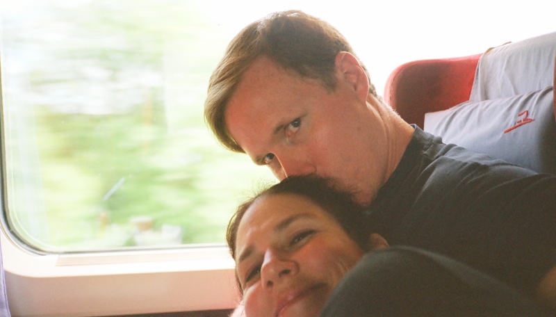 On the Thalys, heading to Paris